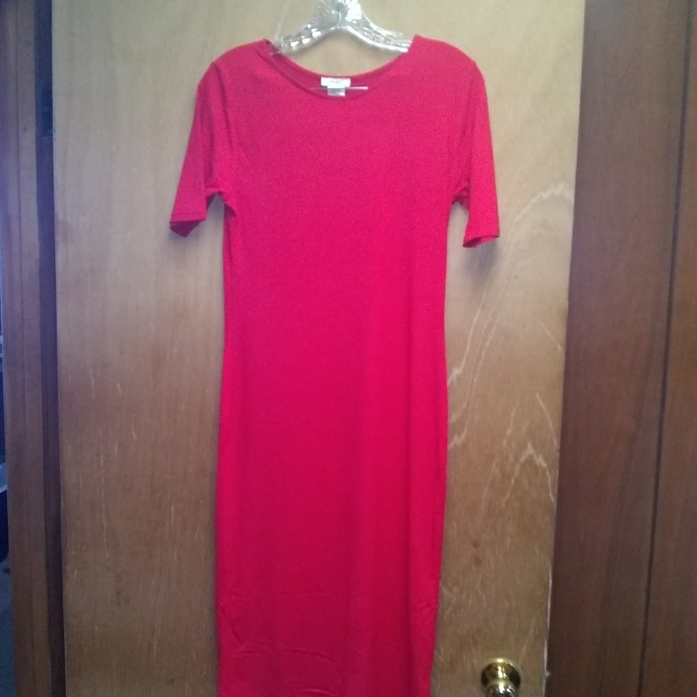 Bodycon Midi dress short sleeve